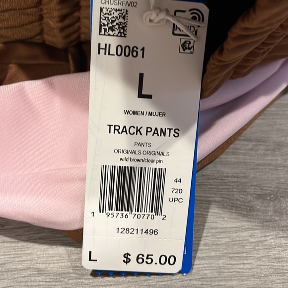 🌸New Arrival🌸 Adidas Originals women’s track set - Picture 8 of 10